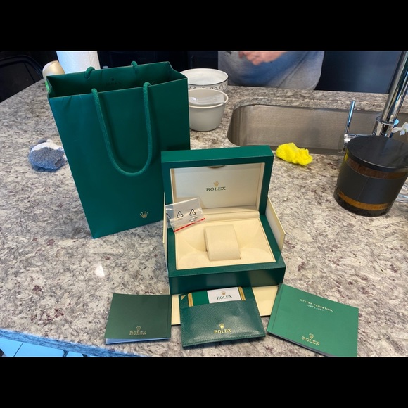 Rolex Datejust Box - Picture 2 of 2